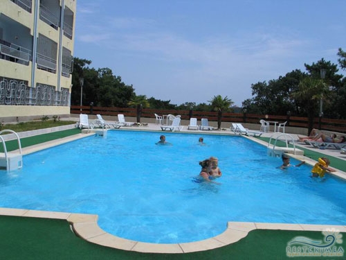 Pension Ai-Todor-South: pool